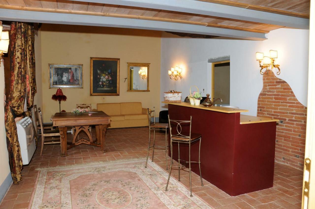 B&B Castello La Pia Dama Residence Guazzino Εξωτερικό φωτογραφία